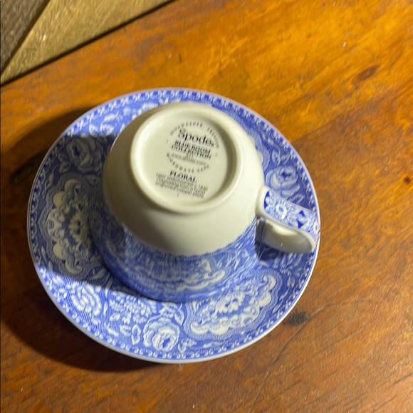 Spode Blue and White Floral Teacup and Saucer - Picture 2 of 3